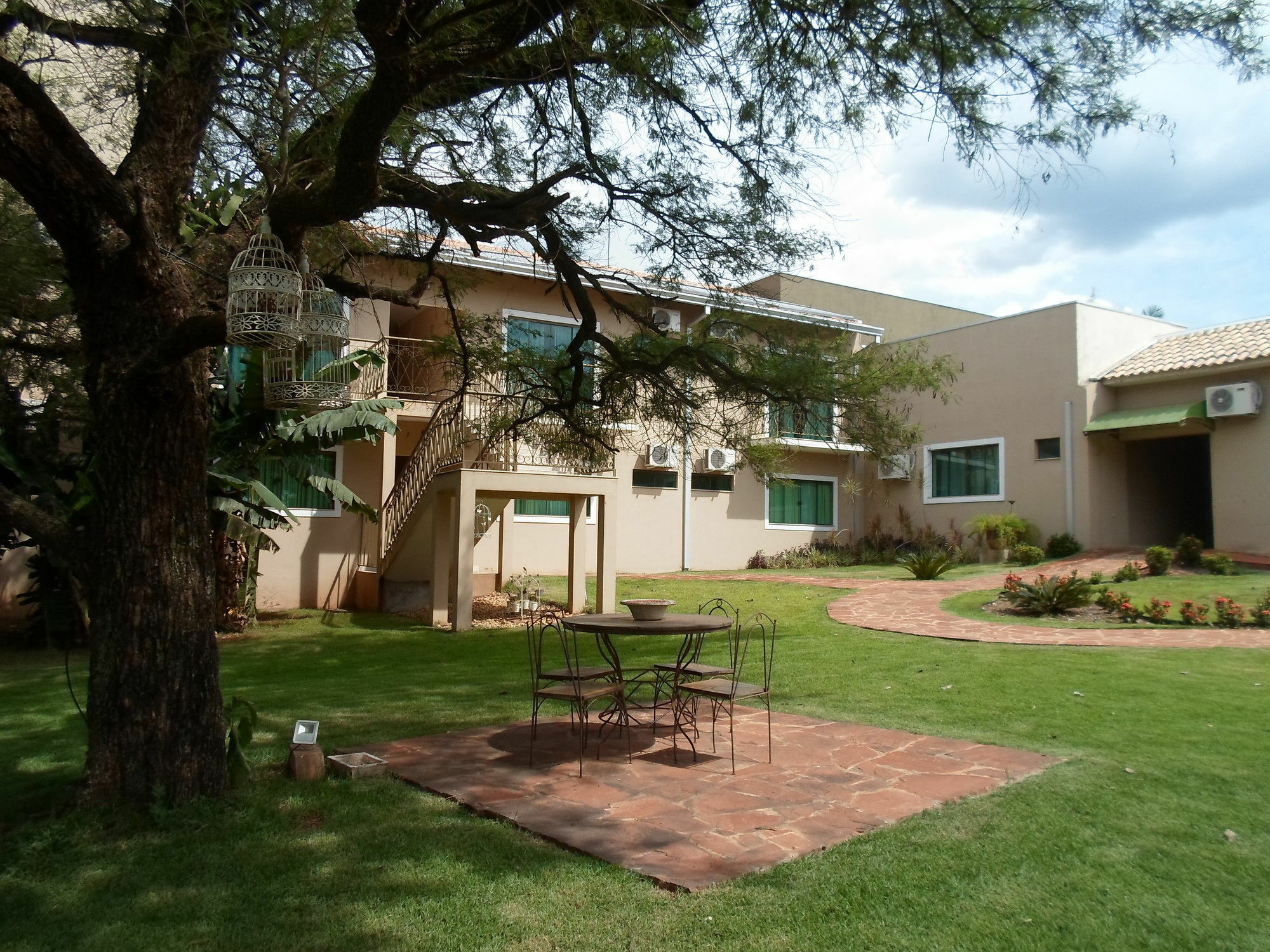 The Garden Hotel Bonito  Kültér fotó